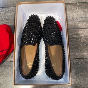Louboutin Dandelion Spikes black flat